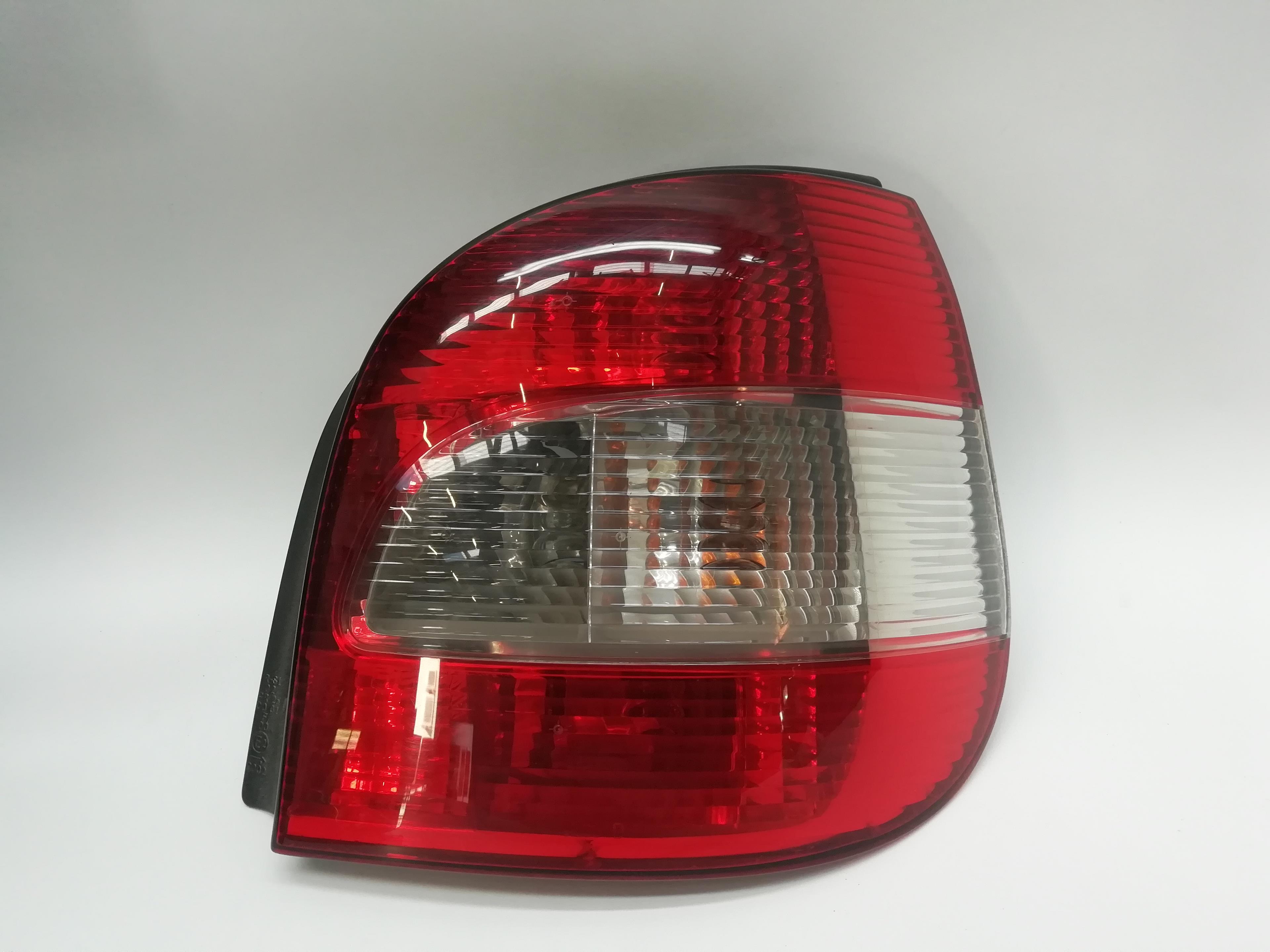 RENAULT Scenic 1 generation (1996-2003) Rear Right Taillight Lamp 7700430966 23536060