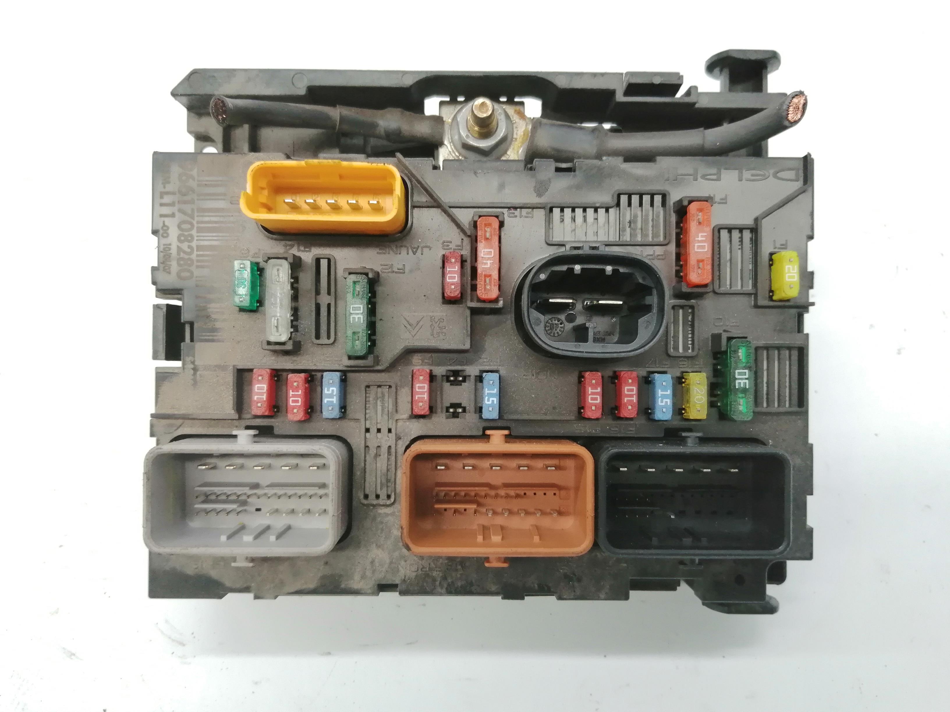 PEUGEOT 207 1 generation (2006-2009) Fuse Box 25178865