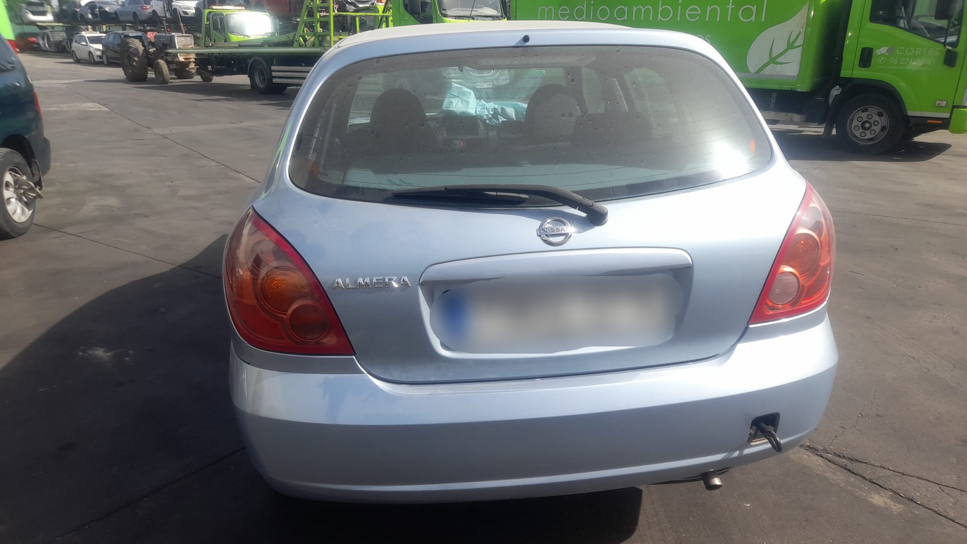 NISSAN Almera N16 (2000-2006) Bakre höger dörrlås 24025351