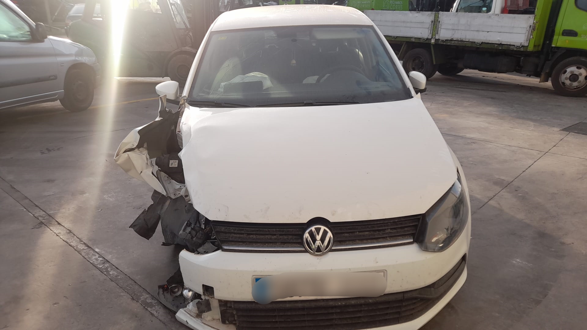 VOLKSWAGEN Polo 5 generation (2009-2017) Aizmugurējo kreiso durvju logu pacēlājs 6R4839461E 18588590