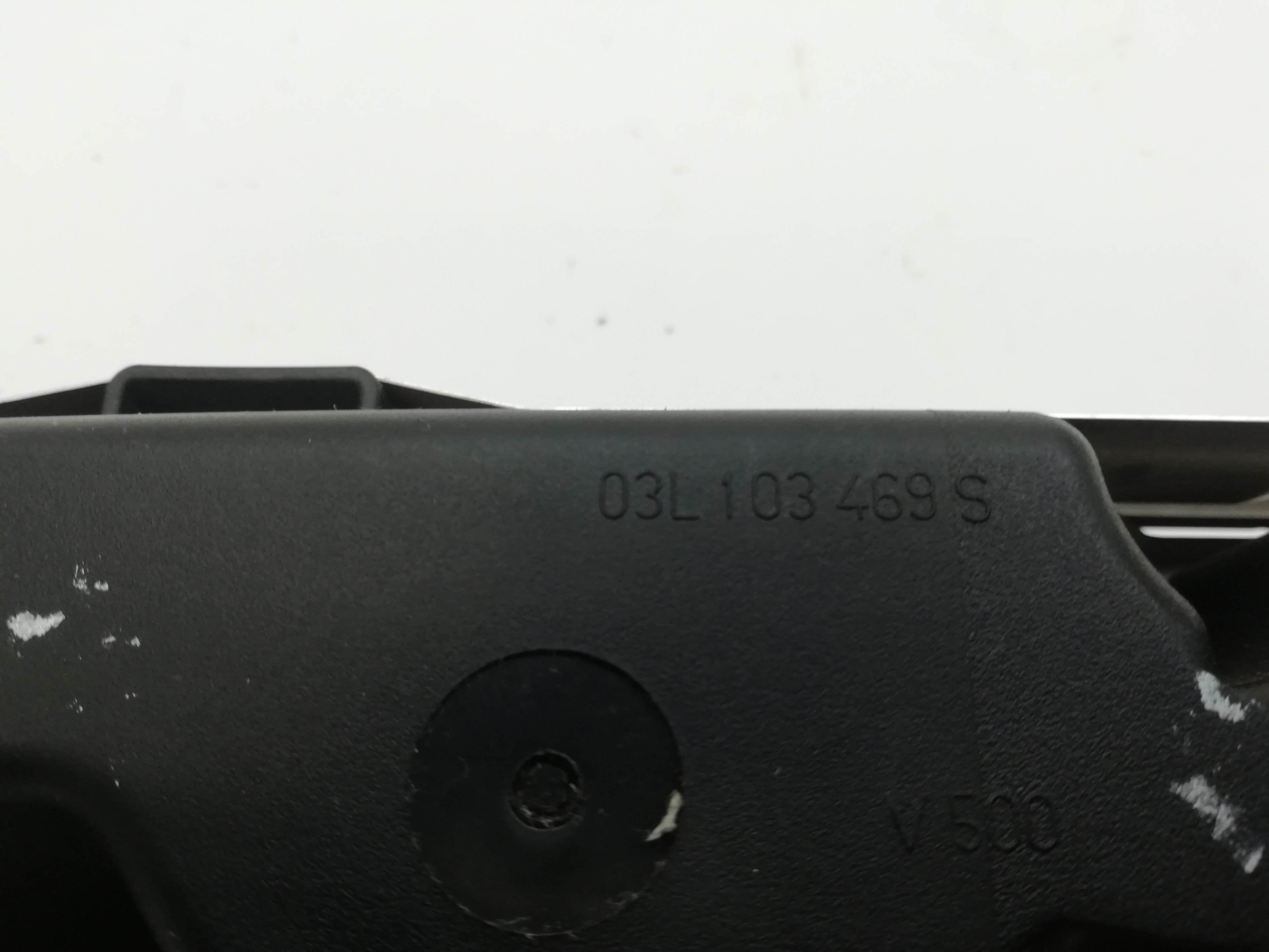 AUDI A4 B9/8W (2015-2024) Valve Cover 25161209