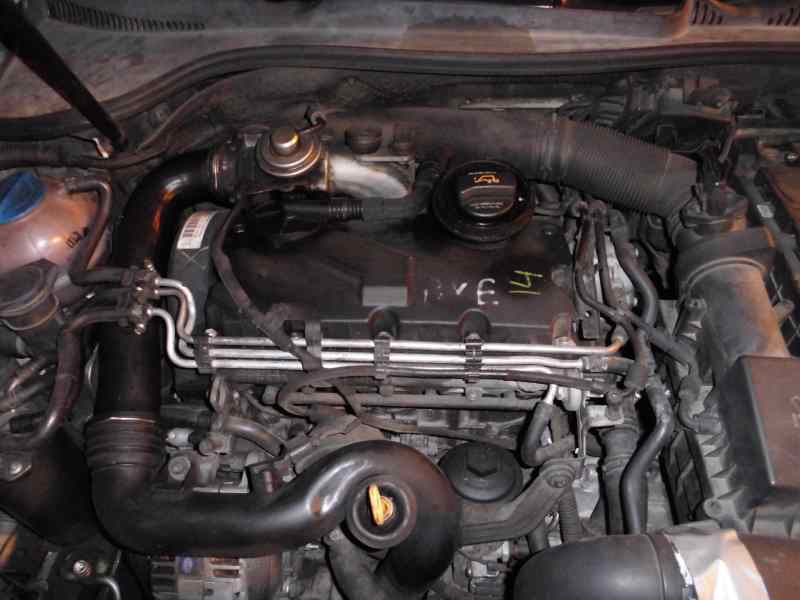 VOLKSWAGEN Jetta 5 generation (2005-2011) Aizmugurējo kreiso durvju logu pacēlājs 1K5839401B 18368520