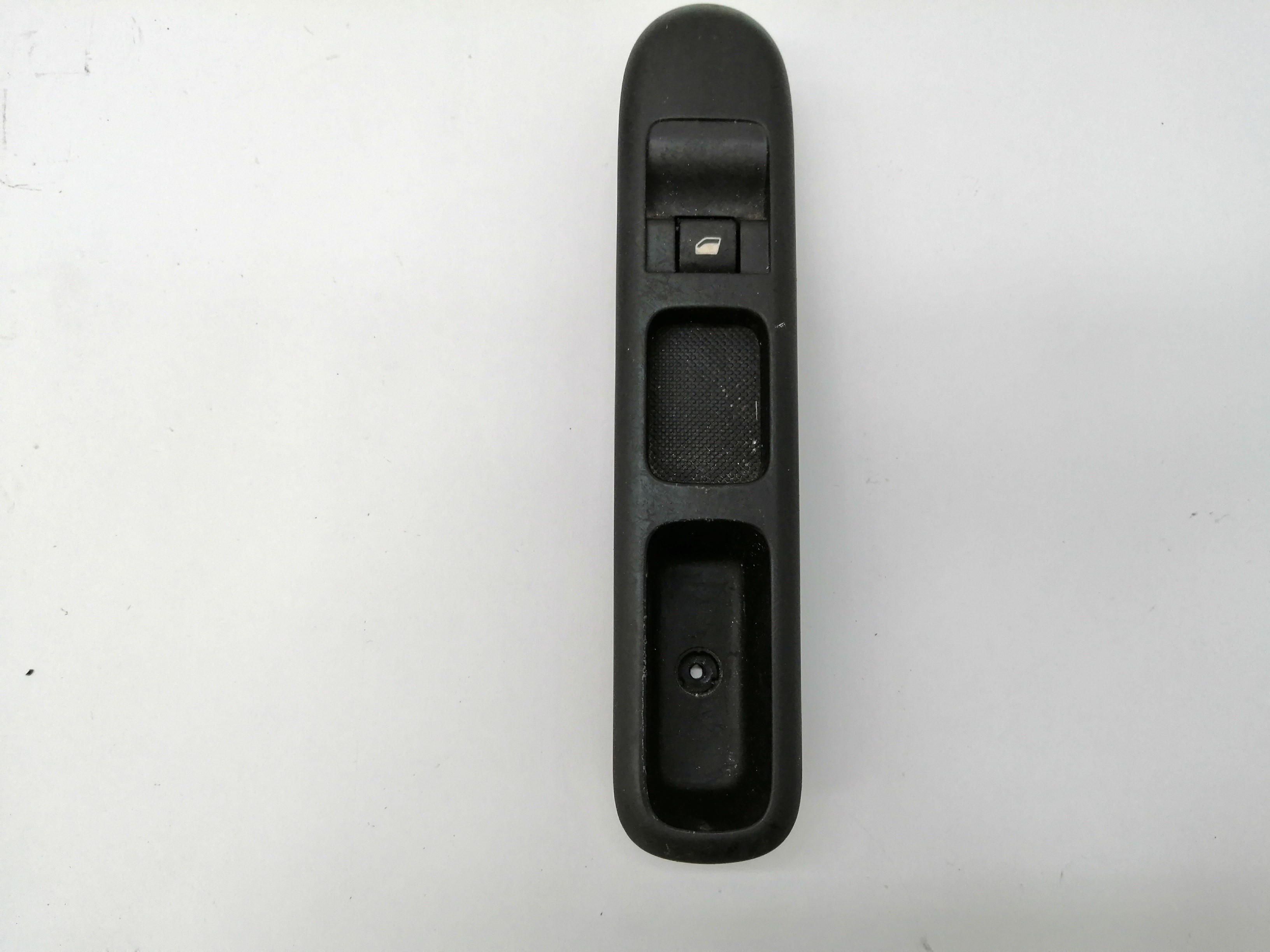 PEUGEOT 3008 1 generation (2010-2016) Front Right Door Window Switch 6490X3, 96650618ZD 22301295