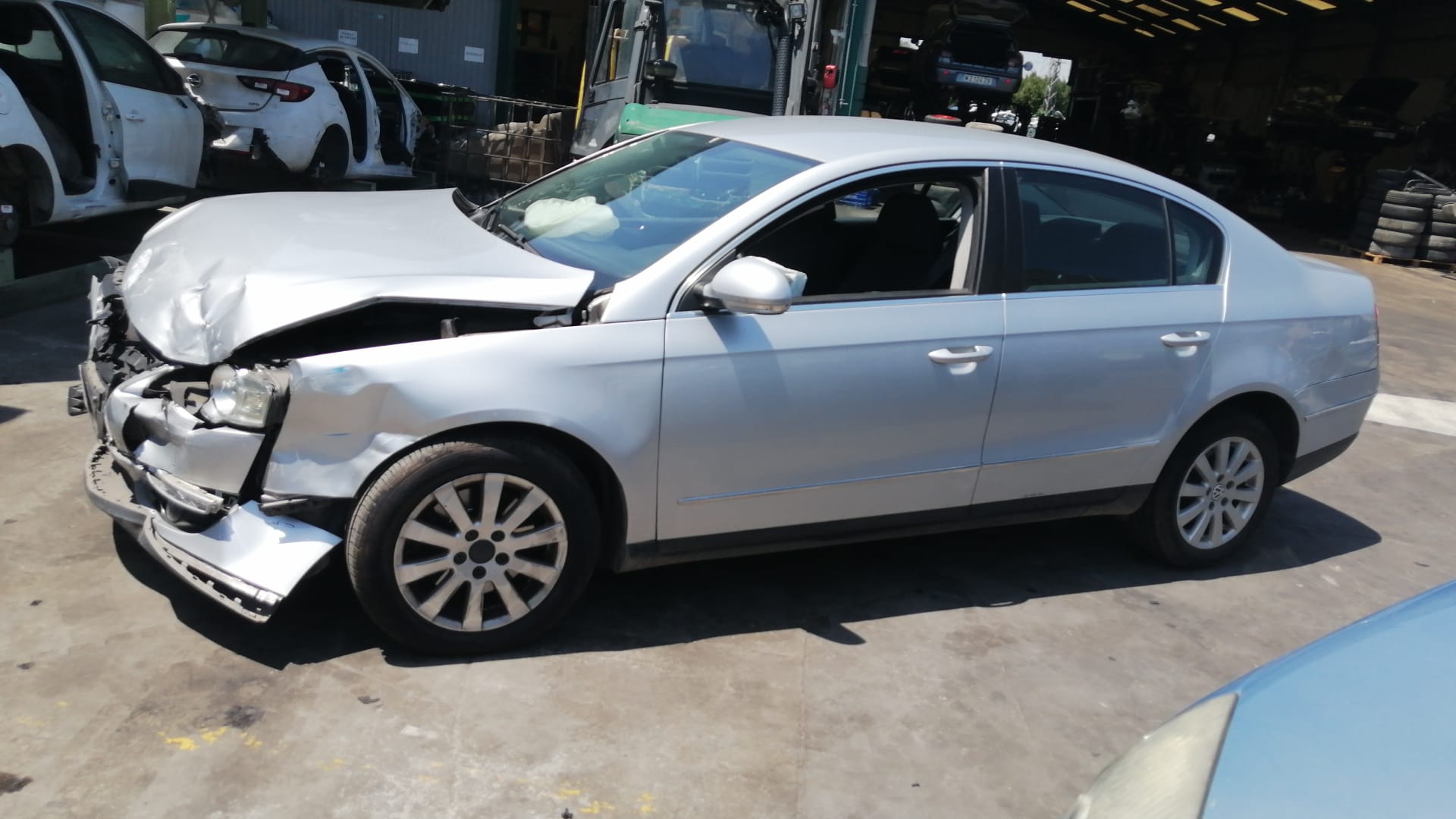 VOLKSWAGEN Passat B6 (2005-2010) Bal hátsó ajtó zárja 3C1837015A 25158164