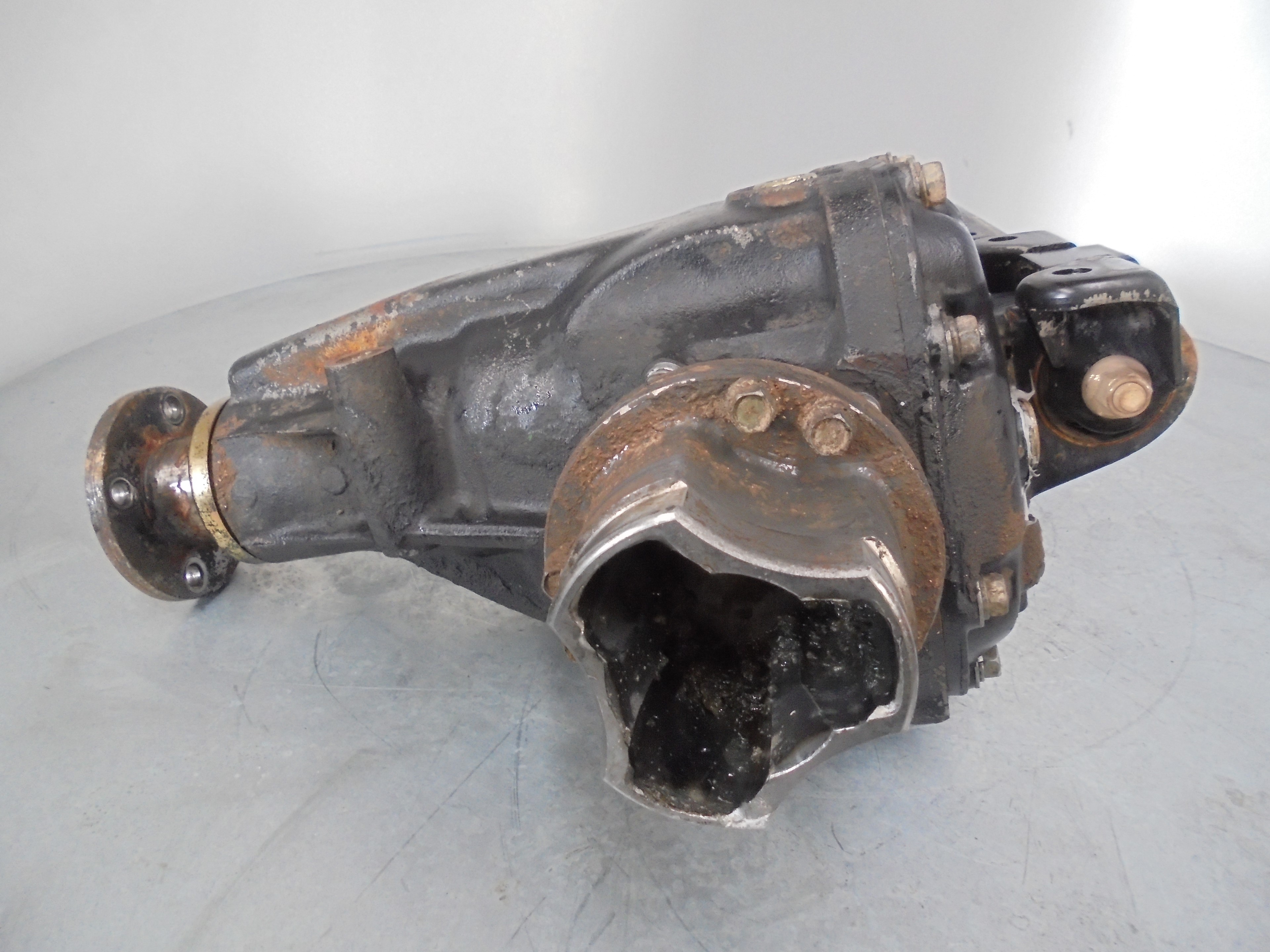 VOLVO Front Transfer Case 385116230007 27510633