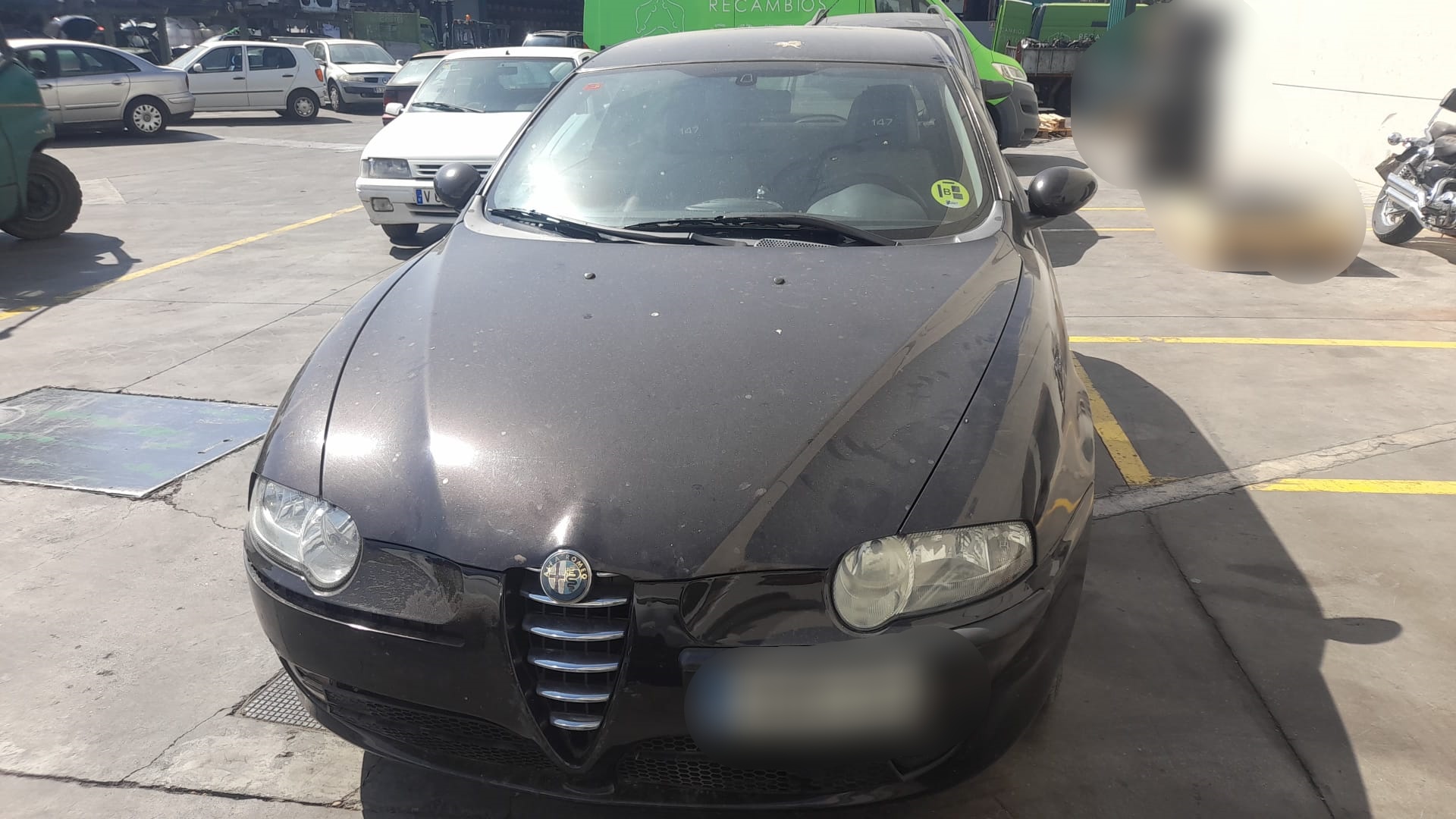 ALFA ROMEO 147 2 generation (2004-2010) Vindrutetorkare fram 77363947 25196494