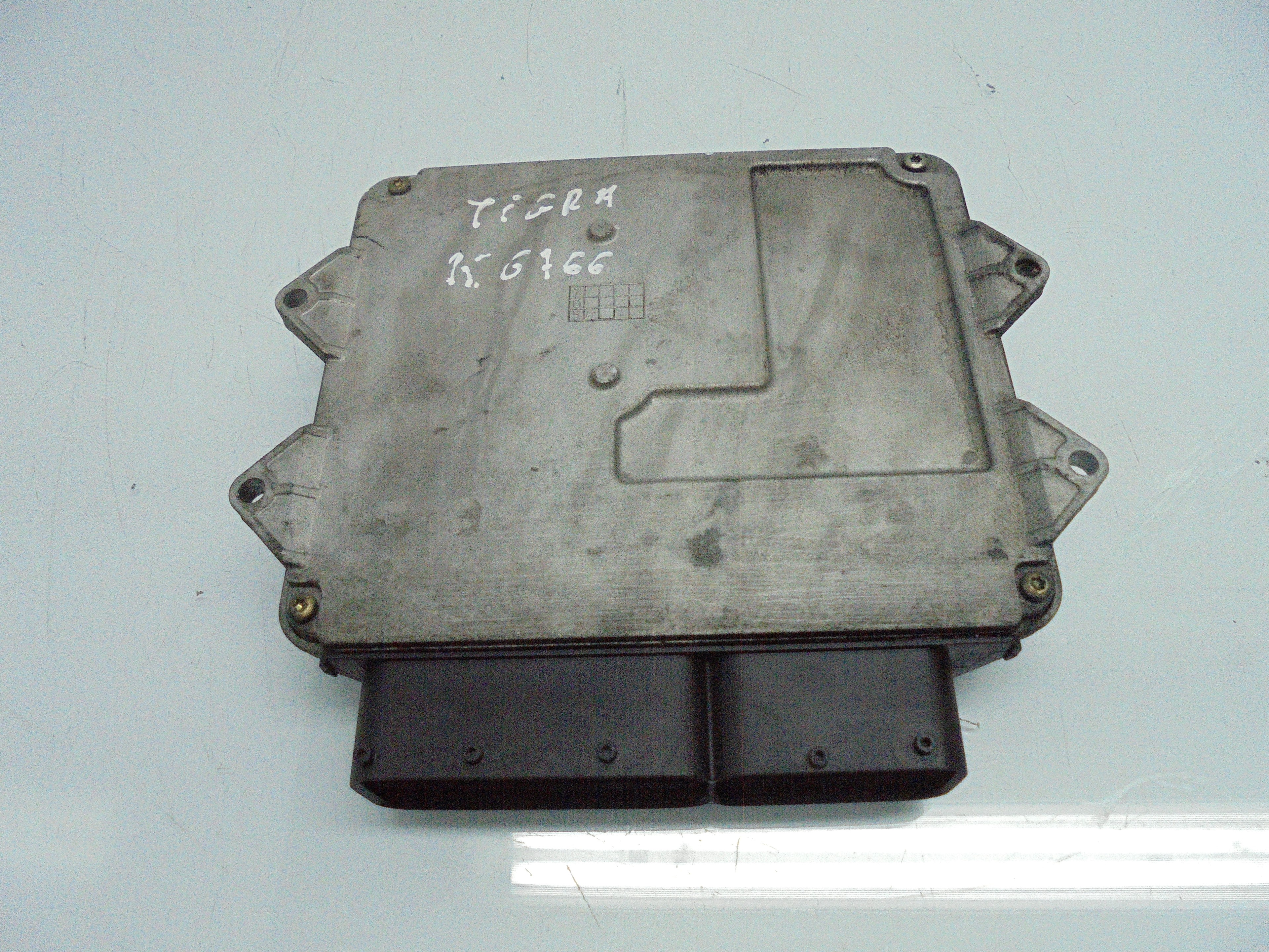 OPEL Tigra 2 generation (2004-2009) Engine Control Unit ECU 55198928 18507683