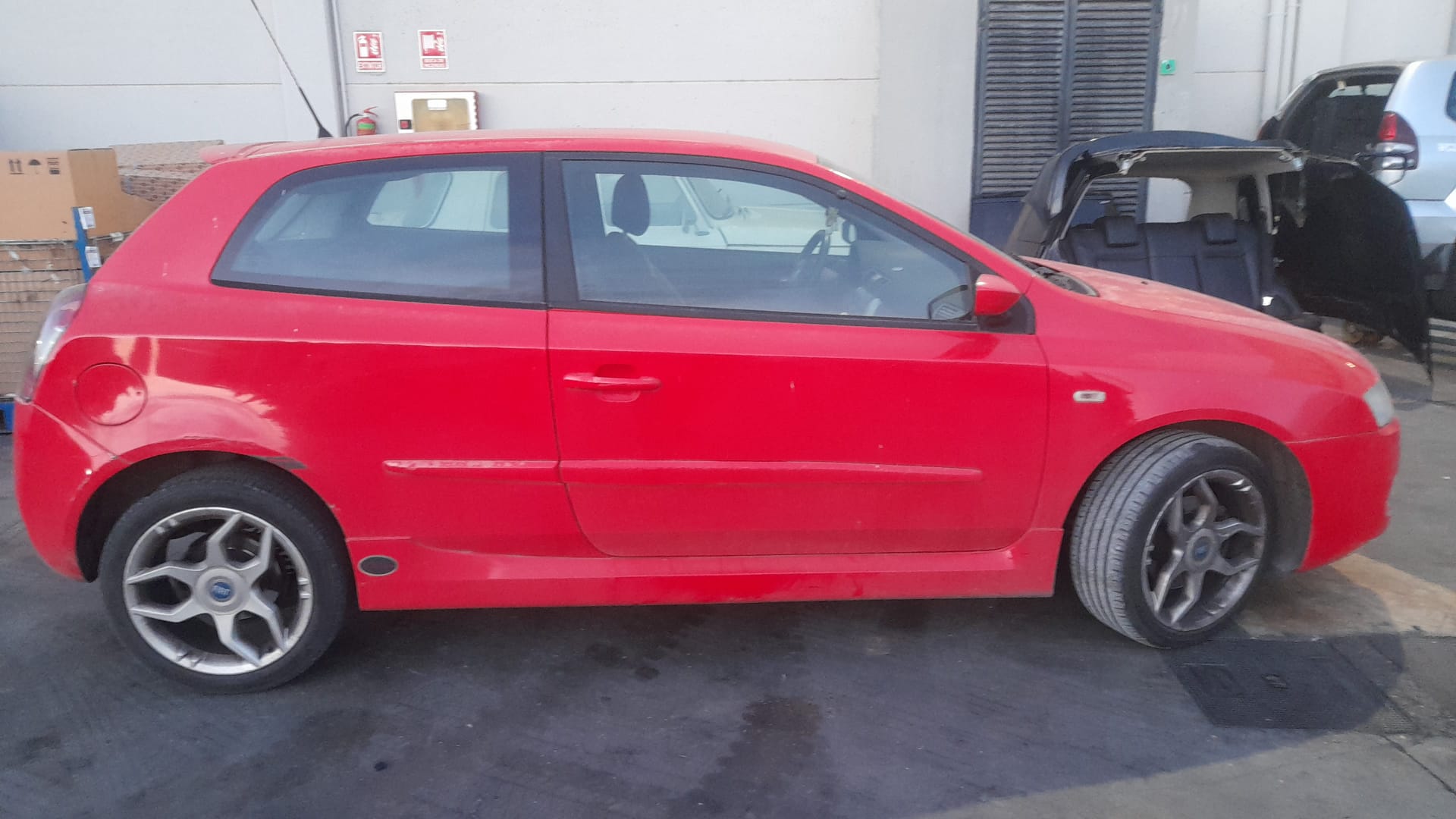 FIAT Stilo 1 generation (2001-2010) Bakre høyre baklys 46823705 18528185