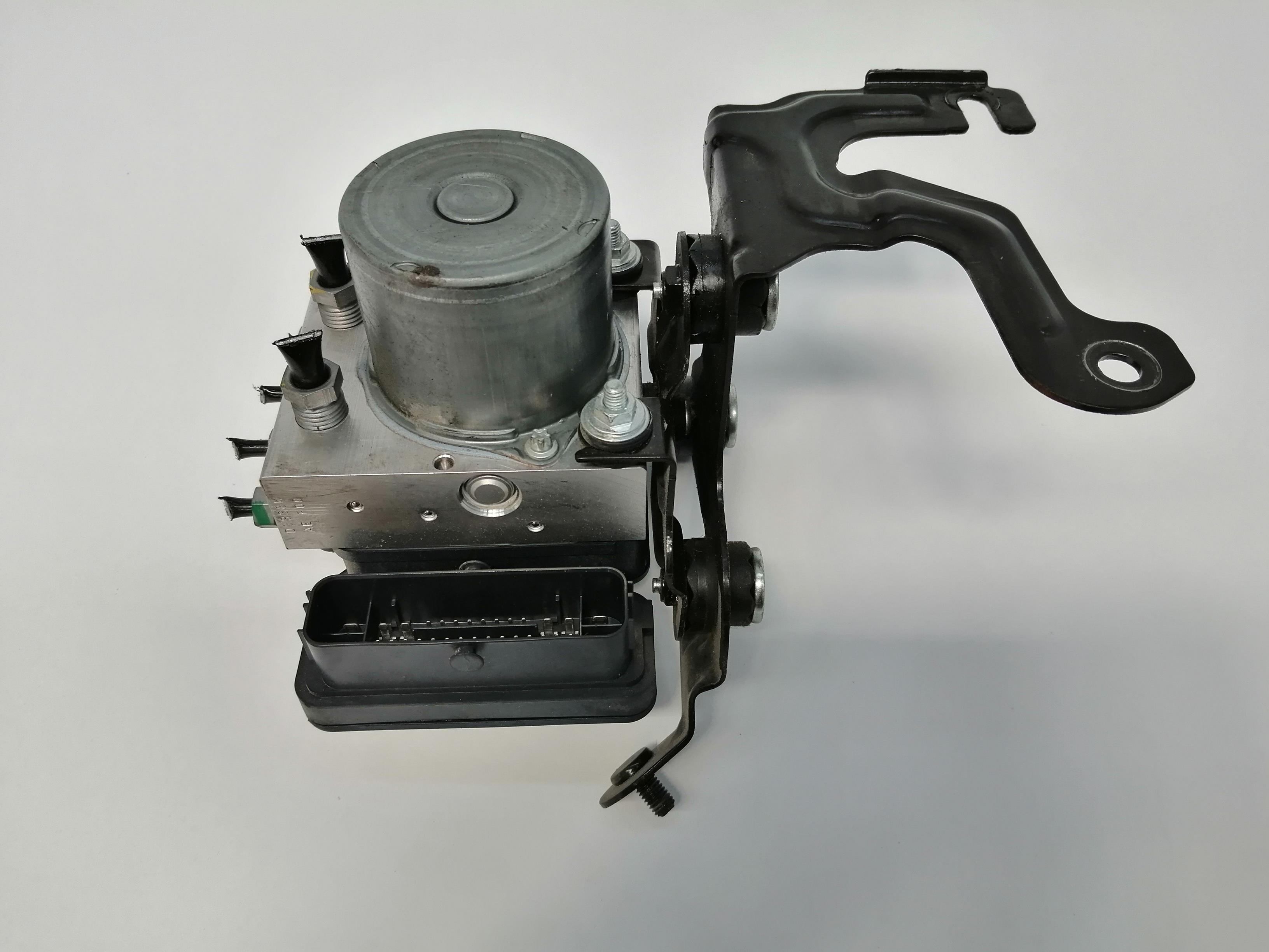 JAGUAR XE 1 generation (2014-2024) ABS Pump T4N14910 25058681