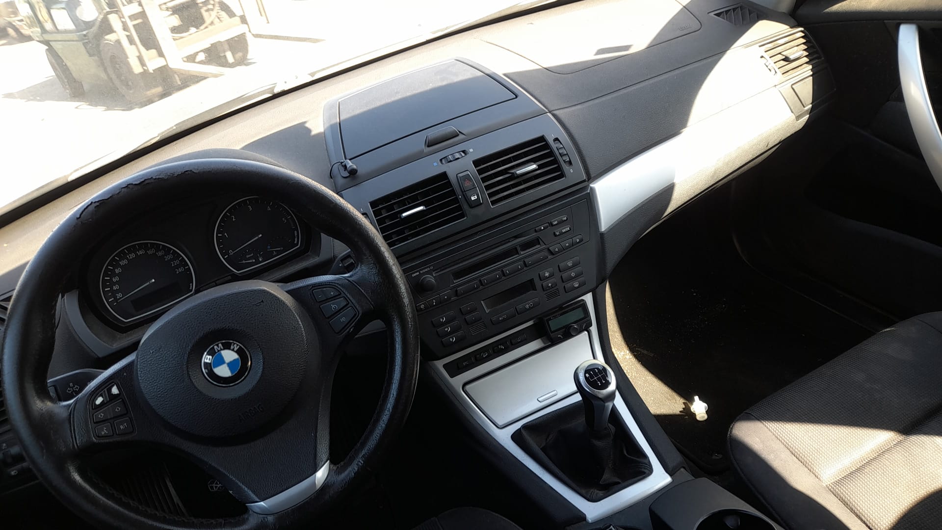 BMW X3 E83 (2003-2010) Priekinė dešinė apatinė šakė 31122229522 18566005