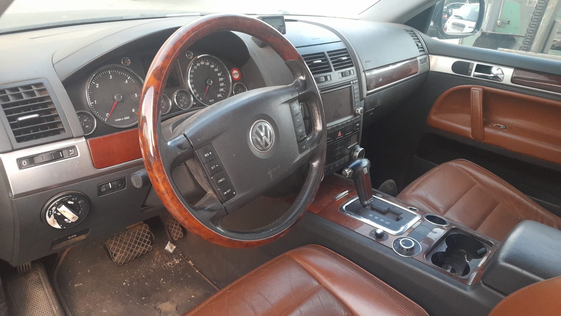 VOLKSWAGEN Touareg 1 generation (2002-2010) Forreste venstre drivaksel 7L6407271G 18587212