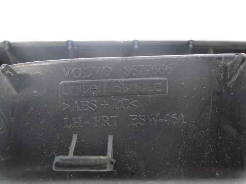 VOLVO V50 1 generation (2003-2012) Commutateur de fenêtre de porte avant gauche 8679666 18473630