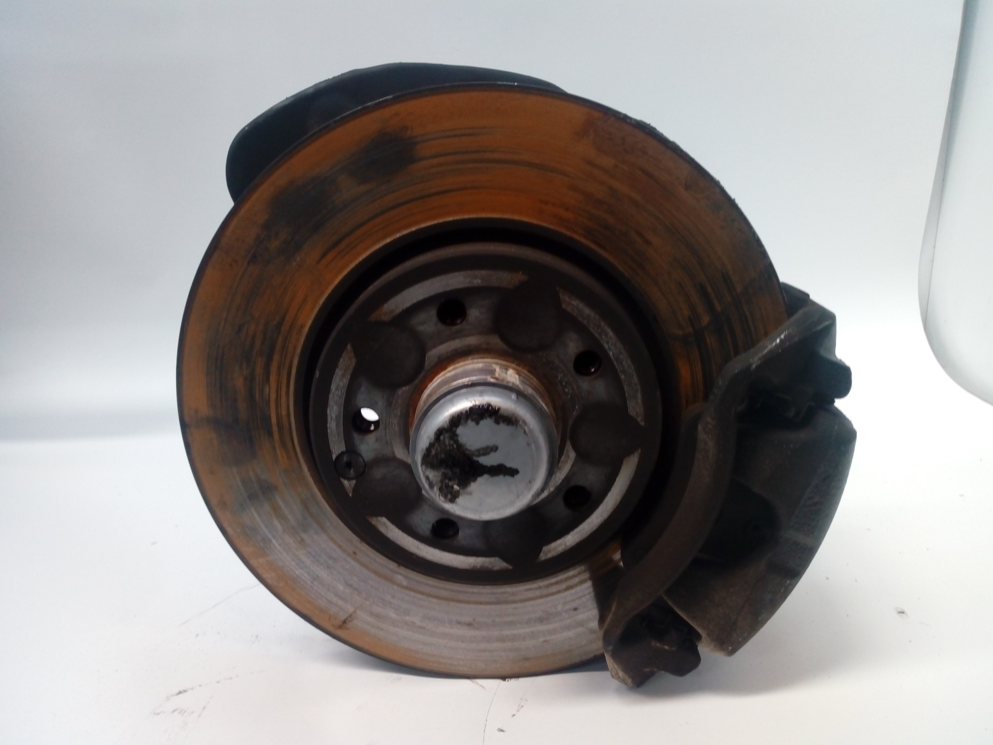 MERCEDES-BENZ C-Class W203/S203/CL203 (2000-2008) Front Right Wheel Hub A2093320101 18552232