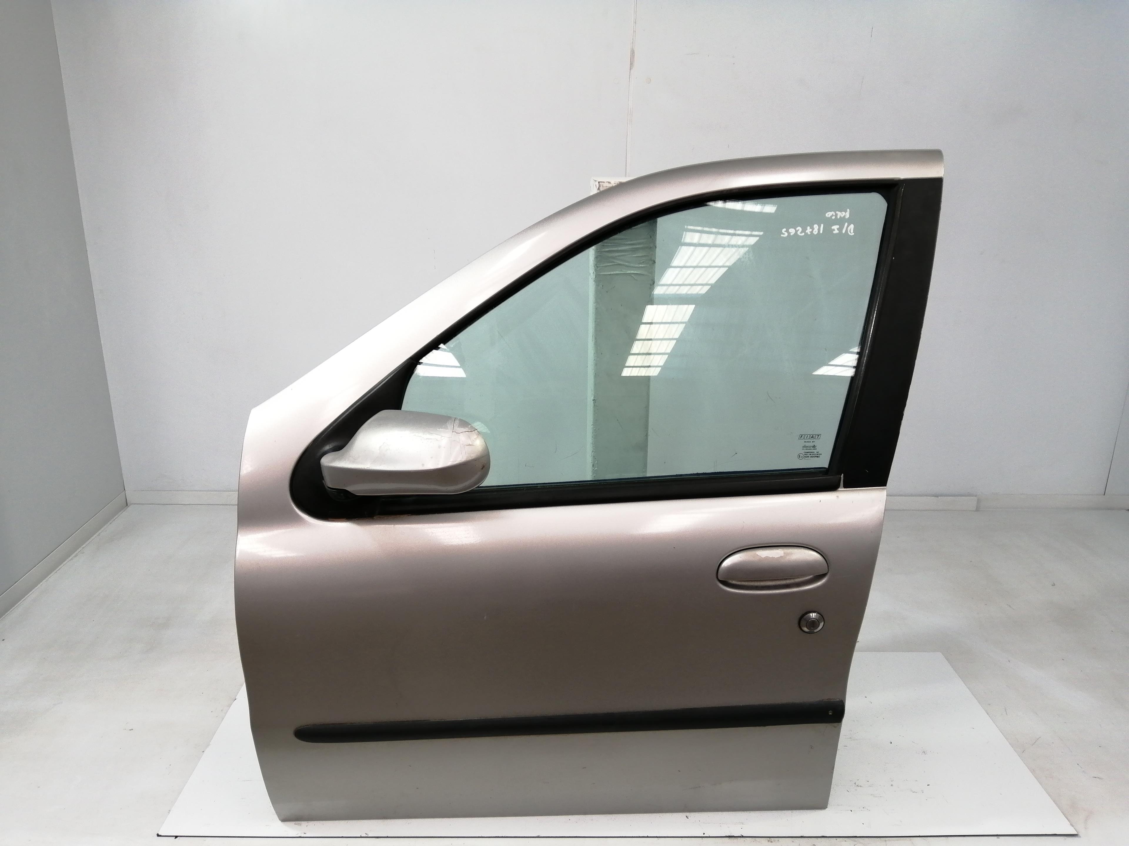 FIAT Palio 1 generation (1996-2004) Priekinės kairės durys 7084204 24548955