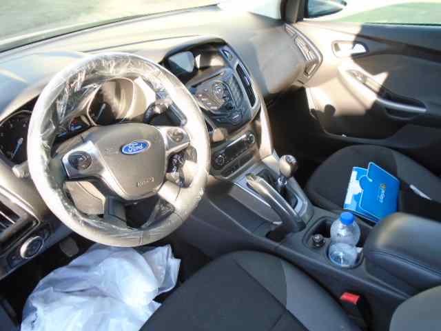 FORD Focus 3 generation (2011-2020) Aizmugurējā labā durvju slēdzene 2099457 18410014