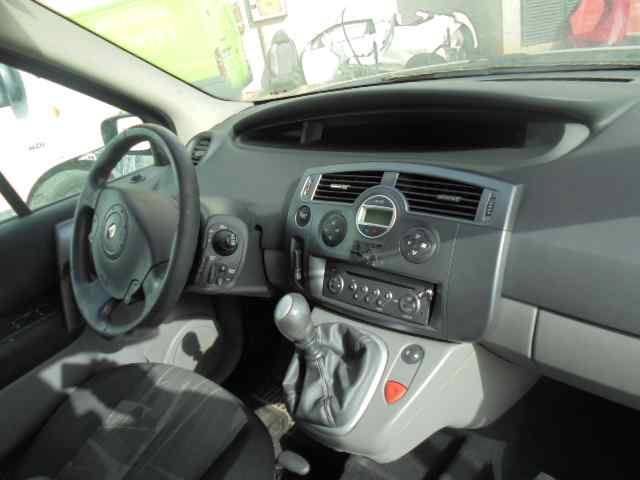 DODGE Scenic 2 generation (2003-2010) Priekinė dešinė stebulė 8200297033 18455629