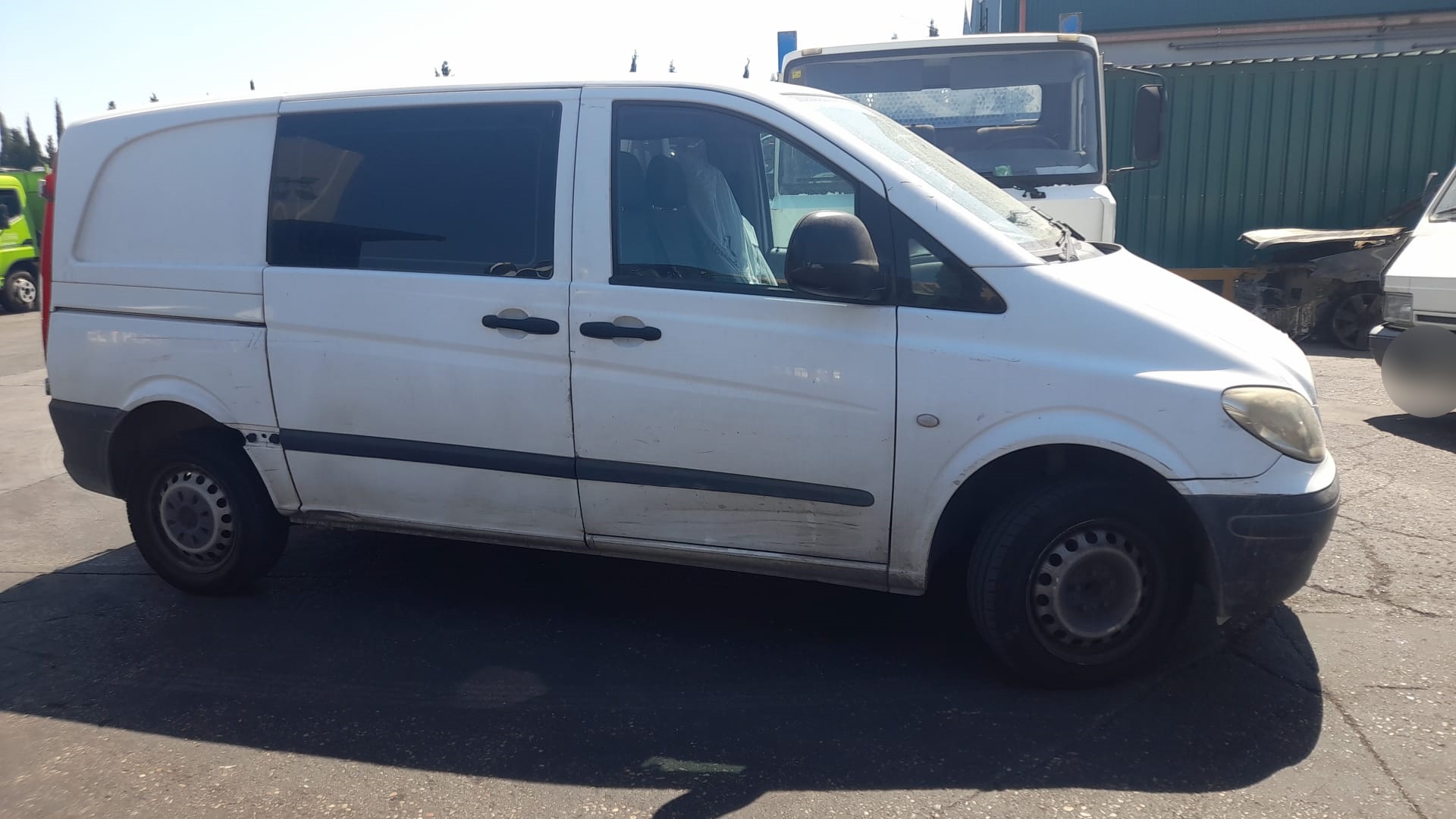 MERCEDES-BENZ Vito W639 (2003-2015) Правый угол заднего бампера A6398801371 24014458