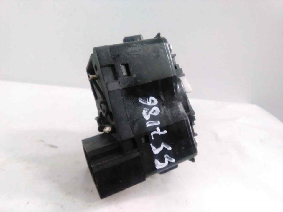 Commande de feu 54353334 de Nissan Micra 1992-1996 - pieza usada