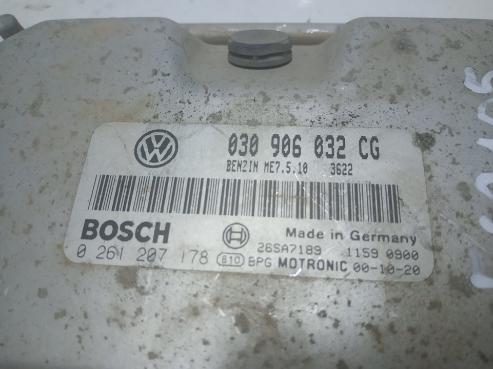 Centralita motor uce 0261207178 de Volkswagen Polo 1999-2002