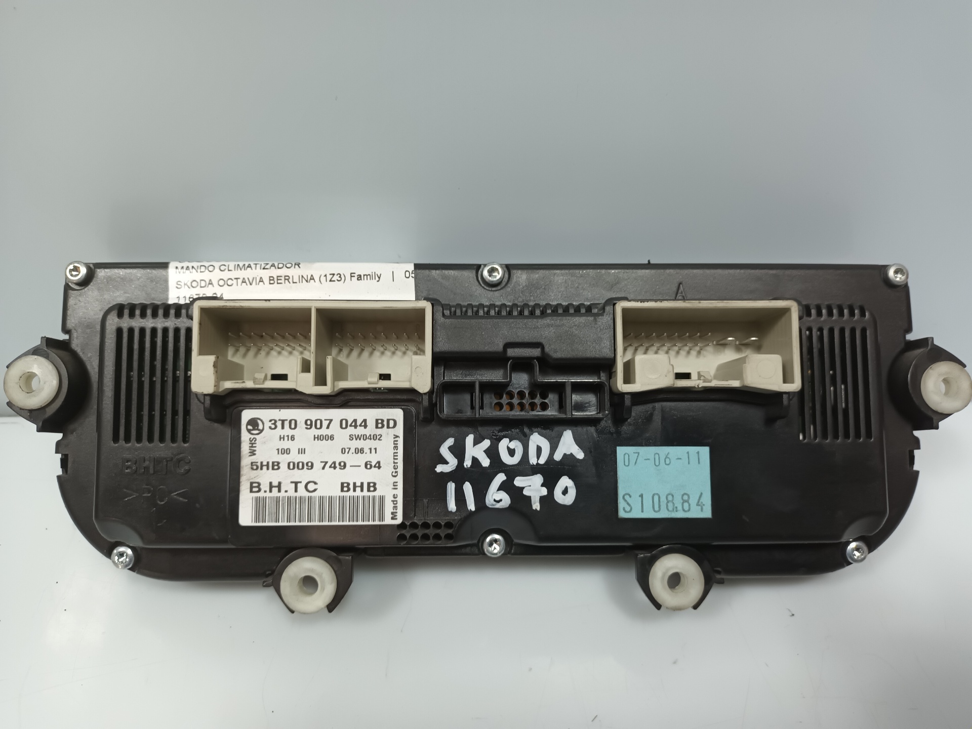 SKODA Octavia 2 generation (2004-2013) Climate  Control Unit 3T0907044BD 25392637