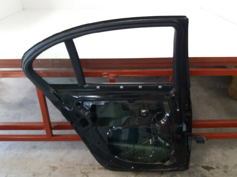 BMW 5 Series E60/E61 (2003-2010) Rear Left Door 41527202341 21997829