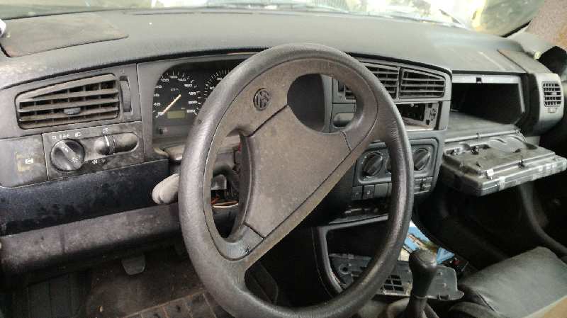 VOLKSWAGEN Golf 3 generation (1991-1998) Замок задней левой двери 1H4839015A 24061737