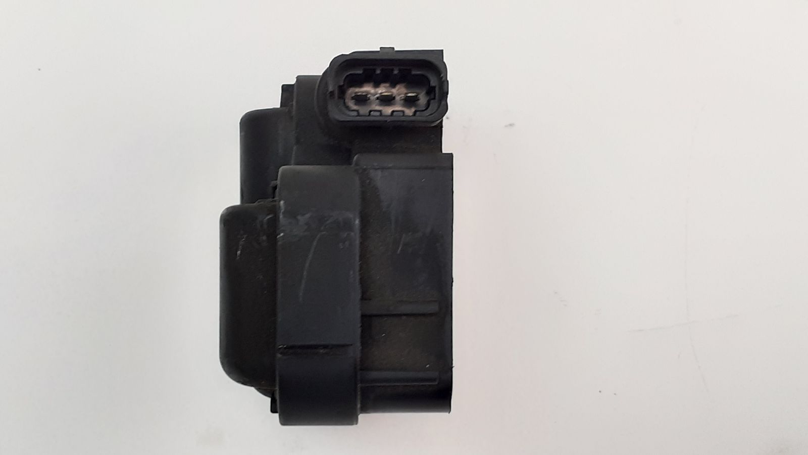 VAUXHALL M-Class W163 (1997-2005) High Voltage Ignition Coil A0001587803 22032754