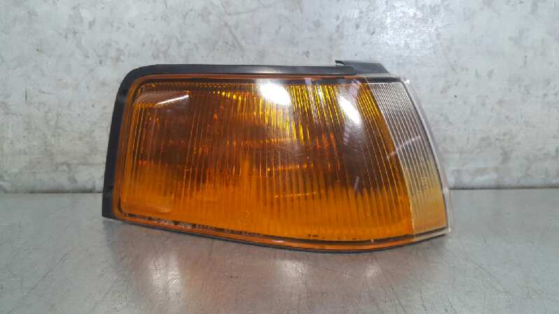 MAZDA 323 BG (1989-1995) Höger framskärm Blinkers 21061301 24057691