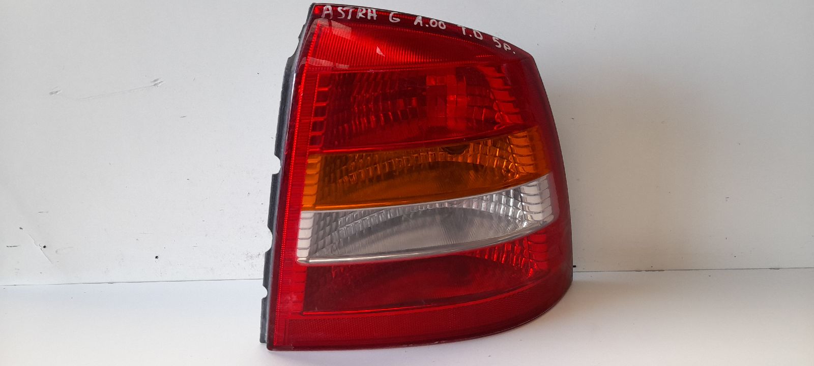 OPEL Astra H (2004-2014) Rear Right Taillight Lamp 5PUERTAS 25247024