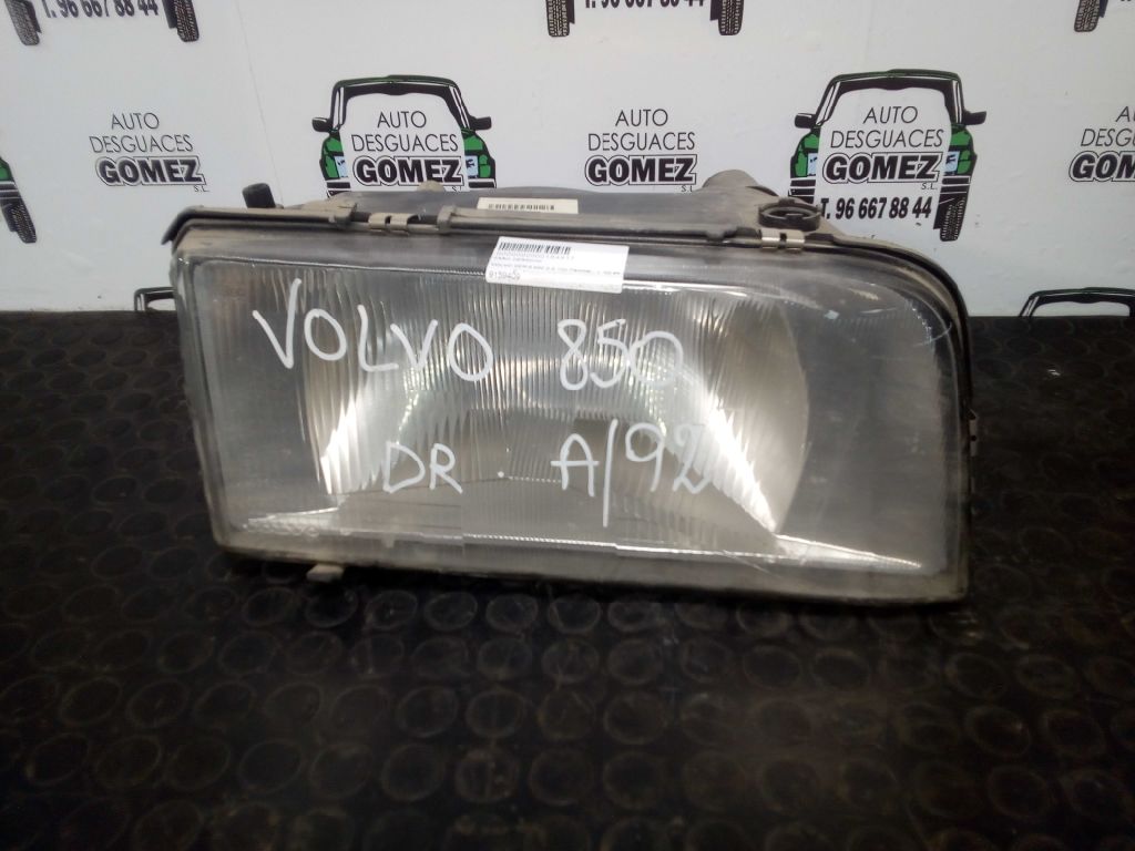 VOLVO V70 1 generation (1997-2000) Front Høyre Frontlykt 9159409 22016759