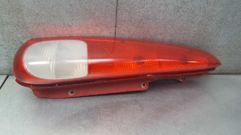 Piloto trasero izquierdo T20SED 96260526 de Daewoo Tacuma 2000-2004