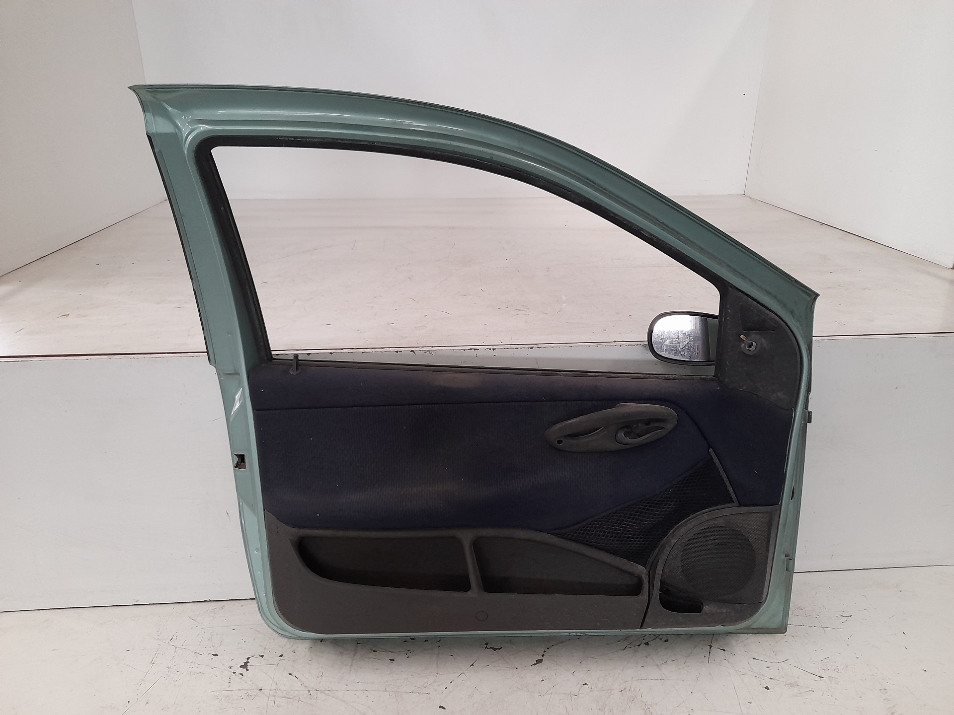 FIAT 2 generation (2013-2020) Front Left Door VERDE 24117612