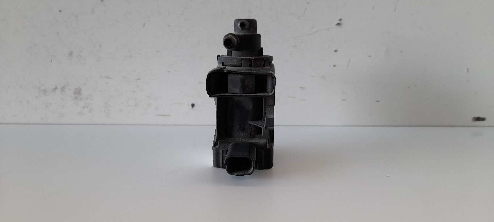 PEUGEOT 407 1 generation (2004-2010) Solenoid Valve 9660693180 22049228