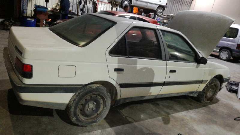 PEUGEOT 405 1 generation (1987-1996) Priekšējā labā spārna pagrieziena signāls 630195 24062688