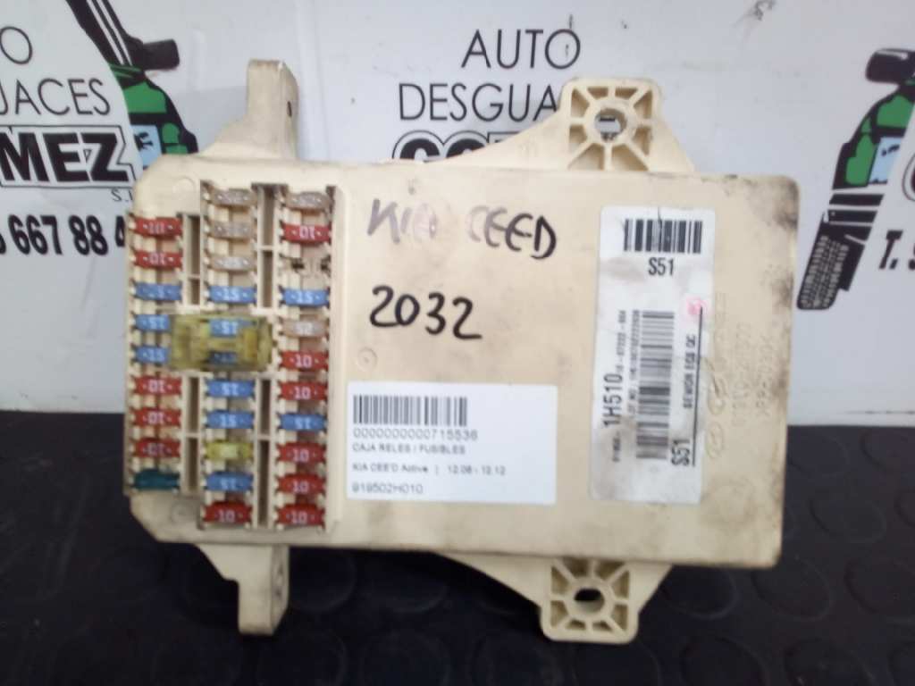 KIA Cee'd 1 generation (2007-2012) Säkringsbox 919502H010 21976036