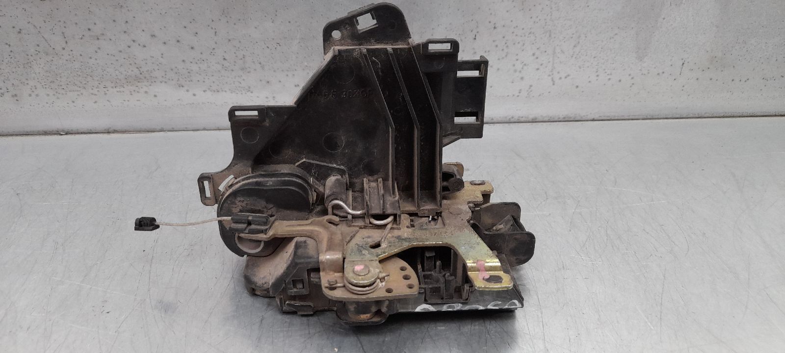 SEAT Arosa 6H (1997-2004) Oikean etuoven lukko 6X1837014 21976407