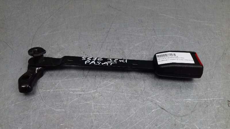 VOLKSWAGEN Passat B5 (1996-2005) Other part 3B0858471 24065358