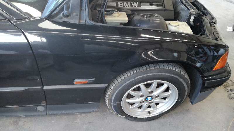 BMW 3 Series E36 (1990-2000) Réservoir de lave-vitre 61678366422 25258138