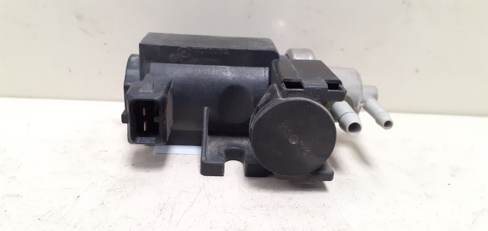 MERCEDES-BENZ Matrix 1 generation (2001-2010) Solenoid Valve 72190316 24094253