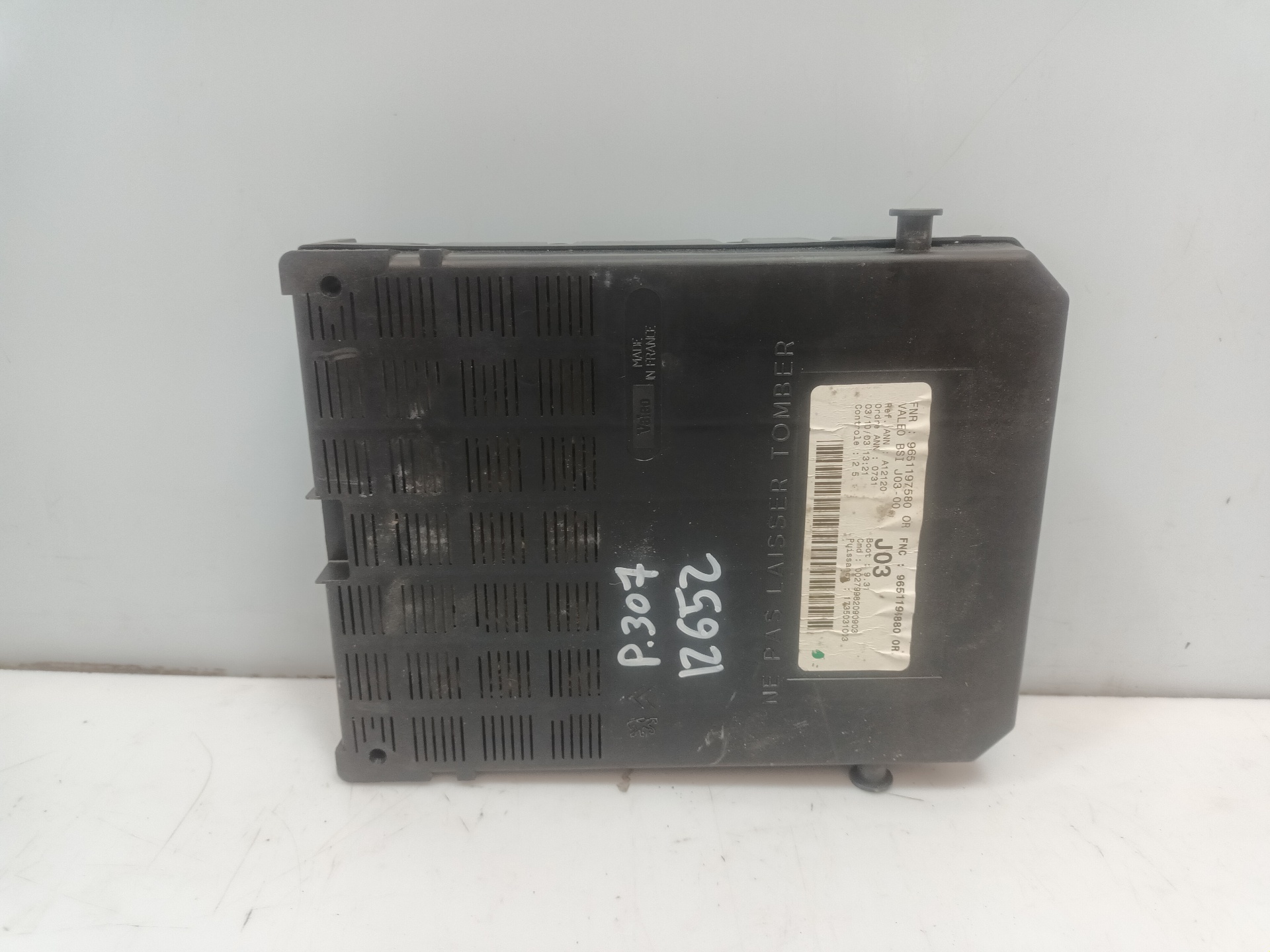 Caja de relés / fusibles 9651197580 de Peugeot 307 sw (3h) 2002-2008