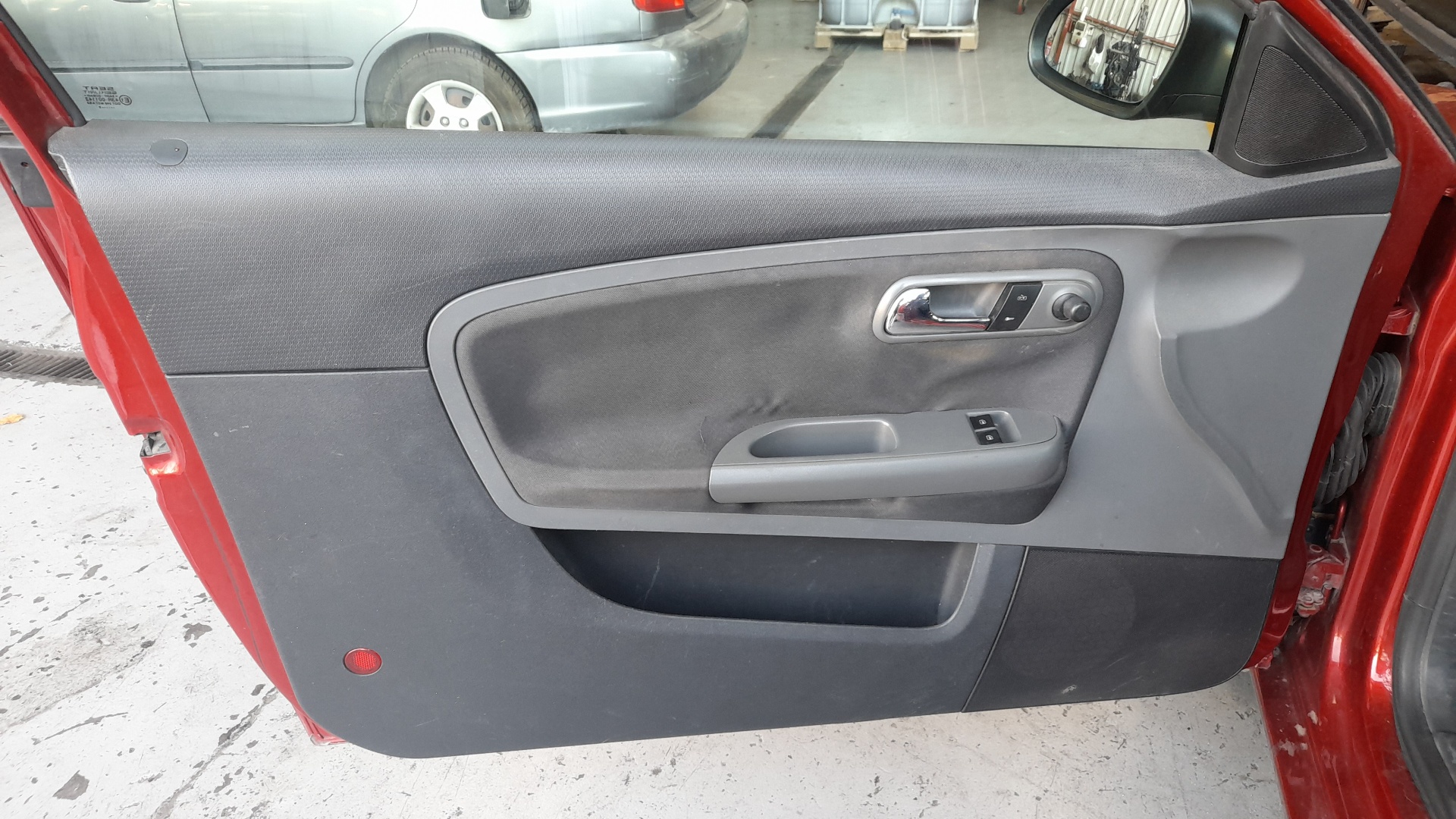 SEAT Ibiza 3 generation (2002-2008) Üzemanyag-befecskendező 038130073BP 24908948