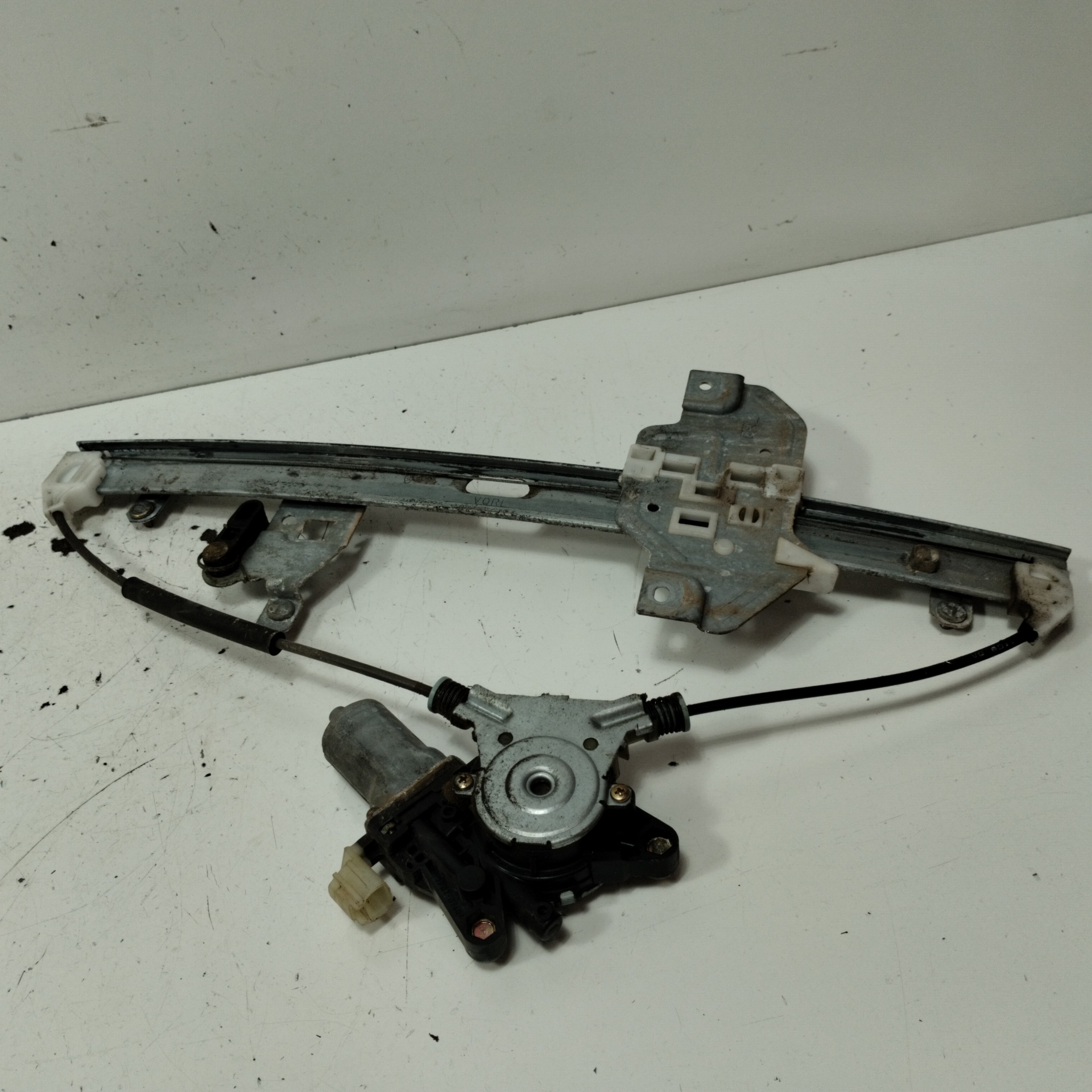 KIA Carnival 2 generation (2006-2010) Other part 824504D020 22776652