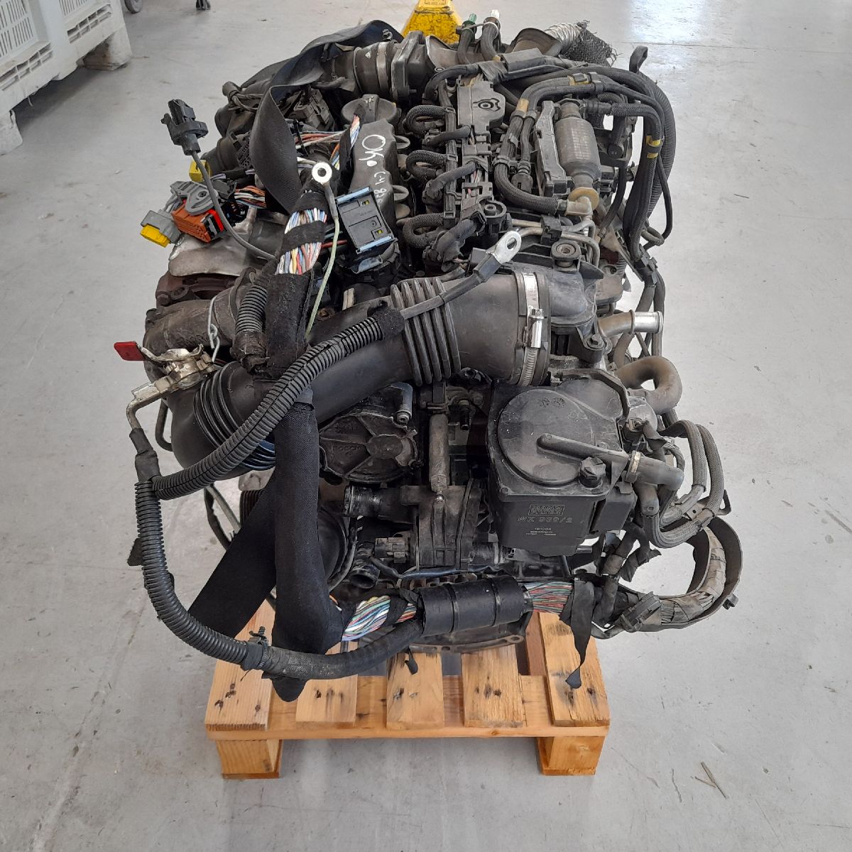 FORD C4 1 generation (2004-2011) Двигатель 9HY 23864857