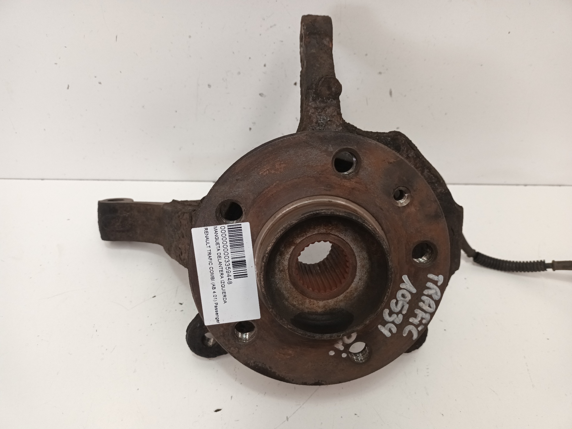 RENAULT Trafic 2 generation (2001-2015) Front Left Wheel Hub 25276913