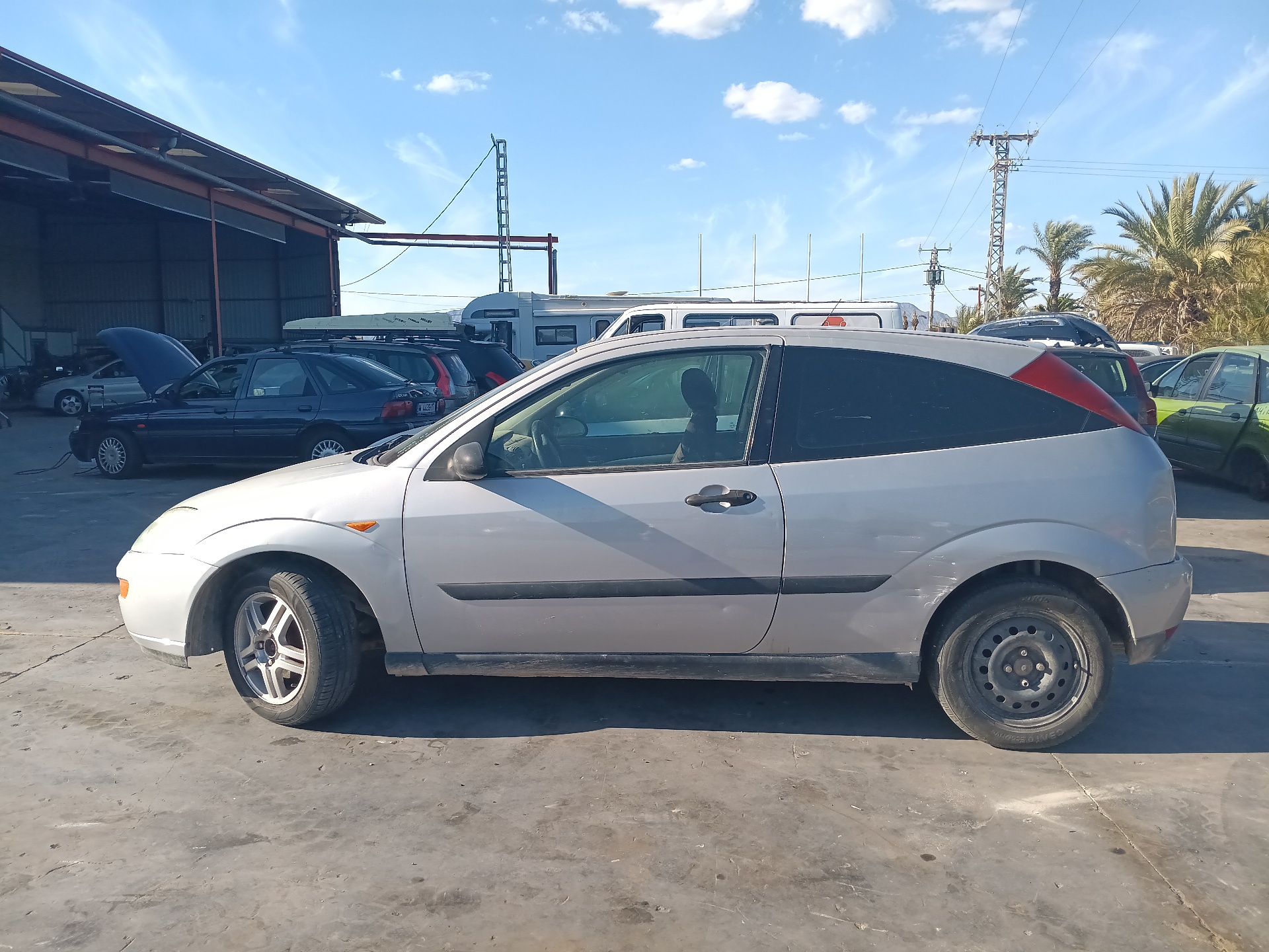 PEUGEOT Focus 1 generation (1998-2010) Стартер 98AB11000AD 23779108