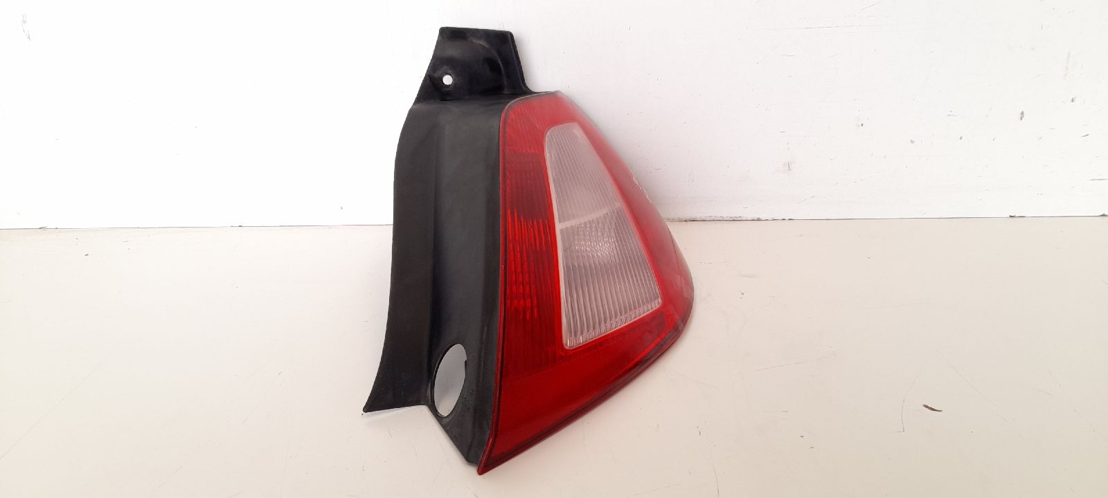 DODGE Megane 2 generation (2002-2012) Baglygte højre baglygte 8200073237 25268552