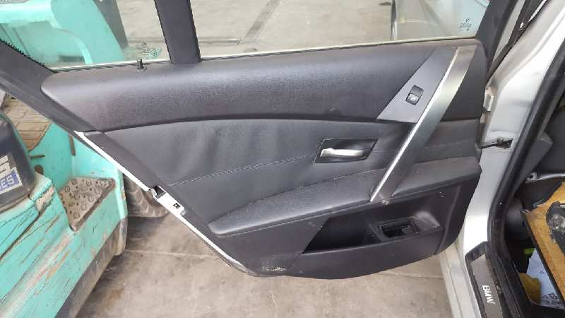 FORD Fiesta 6 generation (2008-2020) Bakre högra dörrens yttre handtag 7199556 25705282