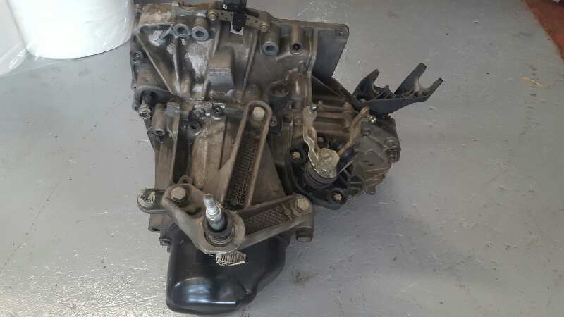 RENAULT Clio 2 generation (1998-2013) Gearbox JH3128 22017813