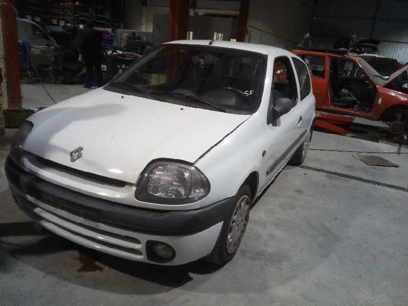 VAUXHALL Clio 2 generation (1998-2013) Нижний рычаг передний правый 5450000Q1A 21985567