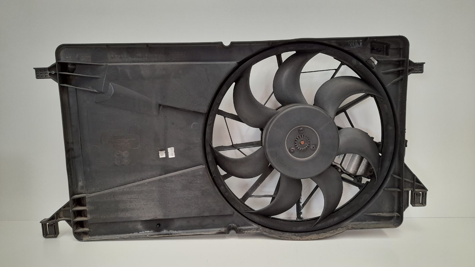 PEUGEOT Focus 2 generation (2004-2011) Diffuser Fan 3M5H8C607RJ 24101568